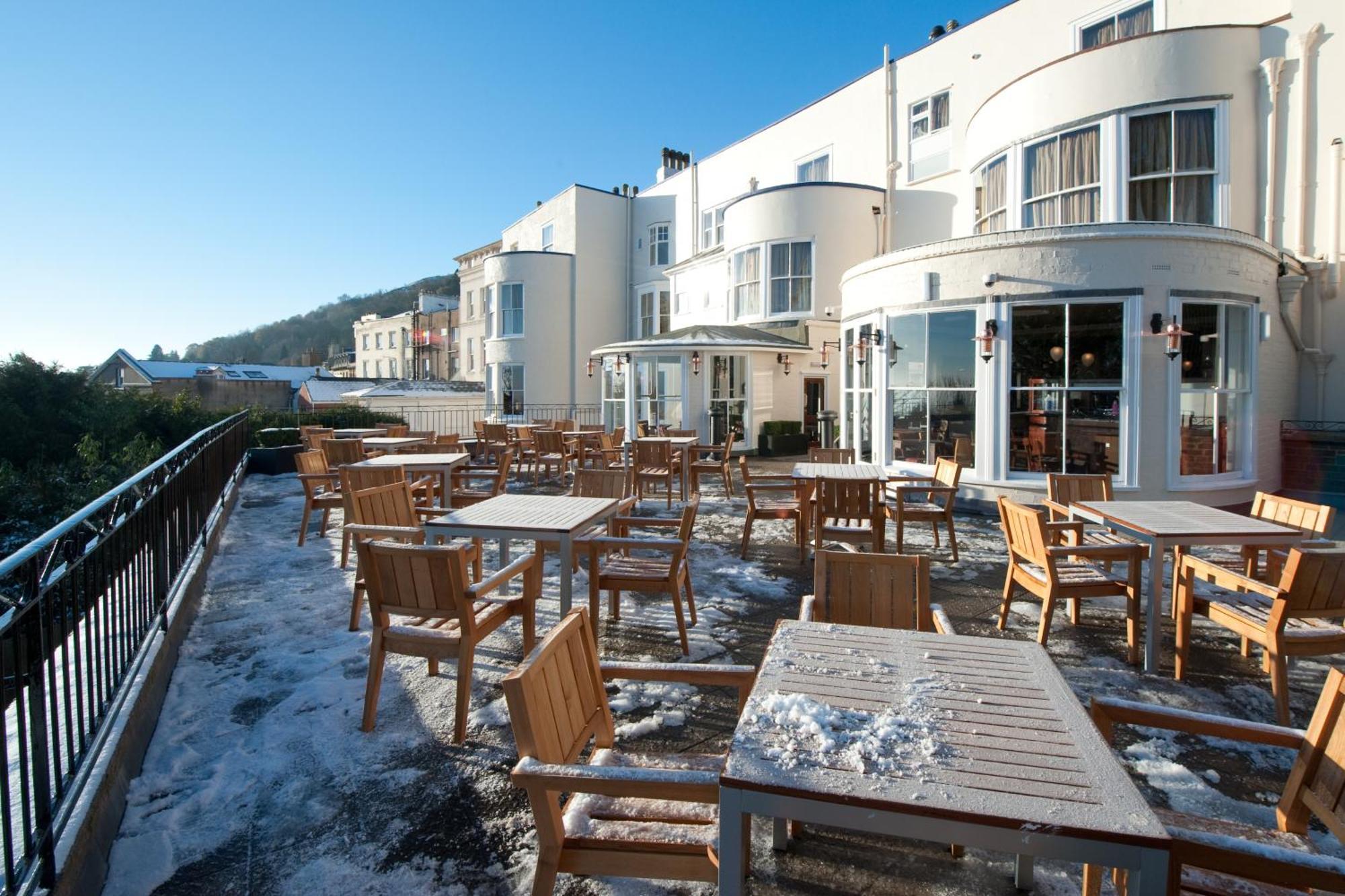 Foley Arms Hotel Грейт Малвърн Екстериор снимка