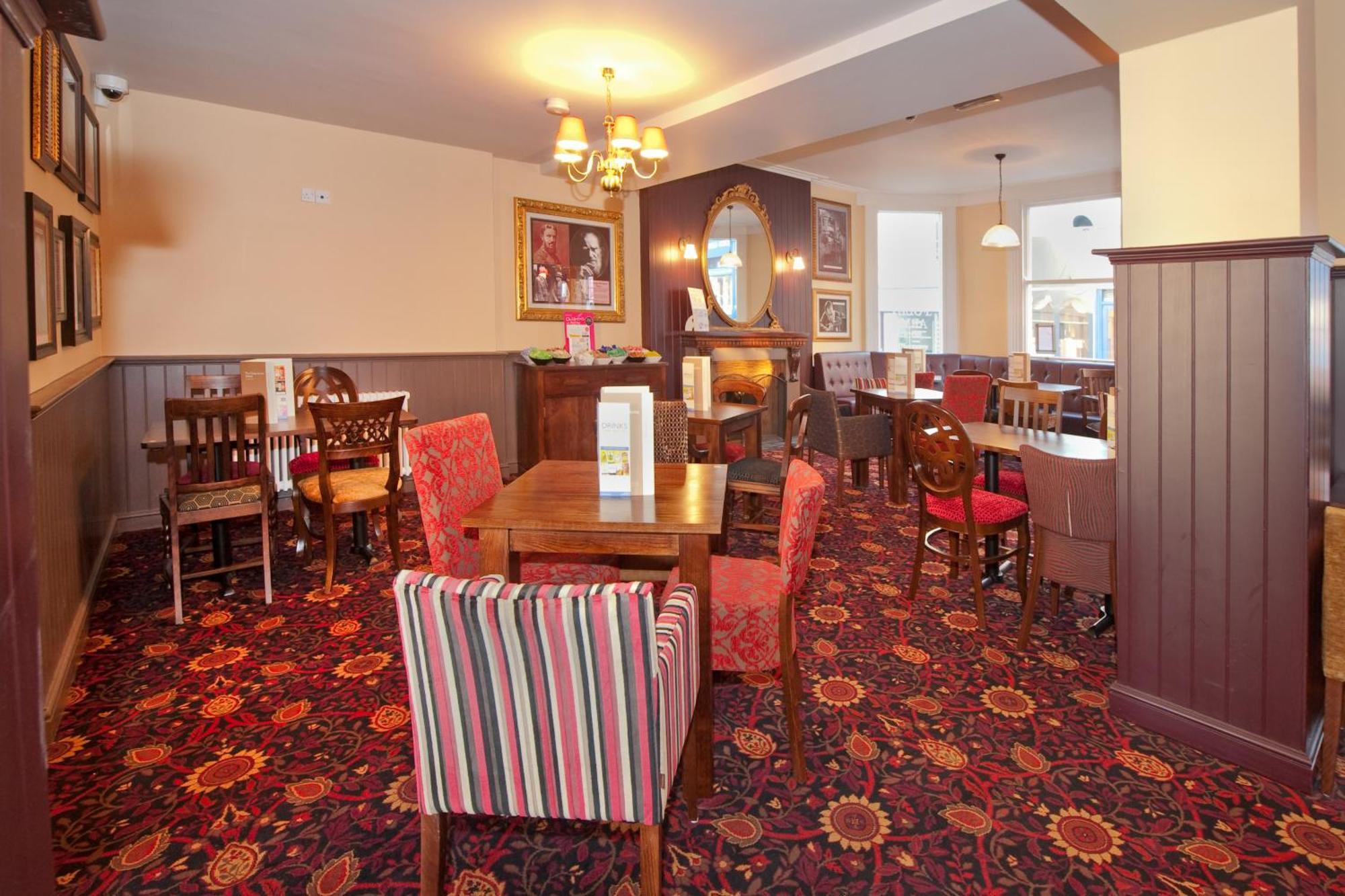 Foley Arms Hotel Грейт Малвърн Екстериор снимка